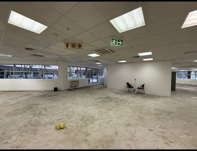 1,354M² OFFICE TO LET IN PARKTOWN
